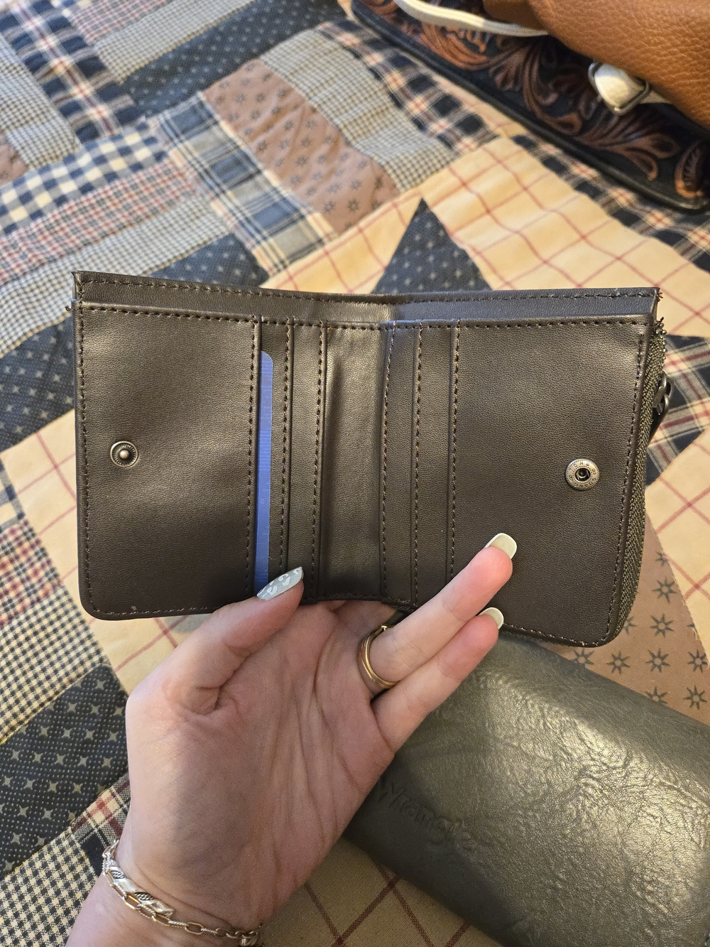 Wrangler Gray Leather Wallet Set - Picture 4 of 5